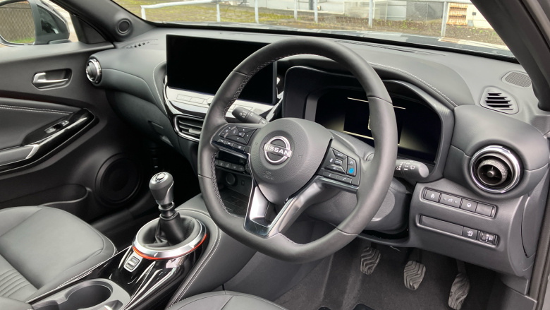 Nissan Juke 1.0 DiG-T Tekna 5dr Petrol Hatchback